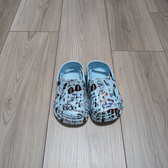 Unisex Cool slip-on clogs sizes 2yrs to 8yrs, waterproof colorful and cute - Picture 11 of 13